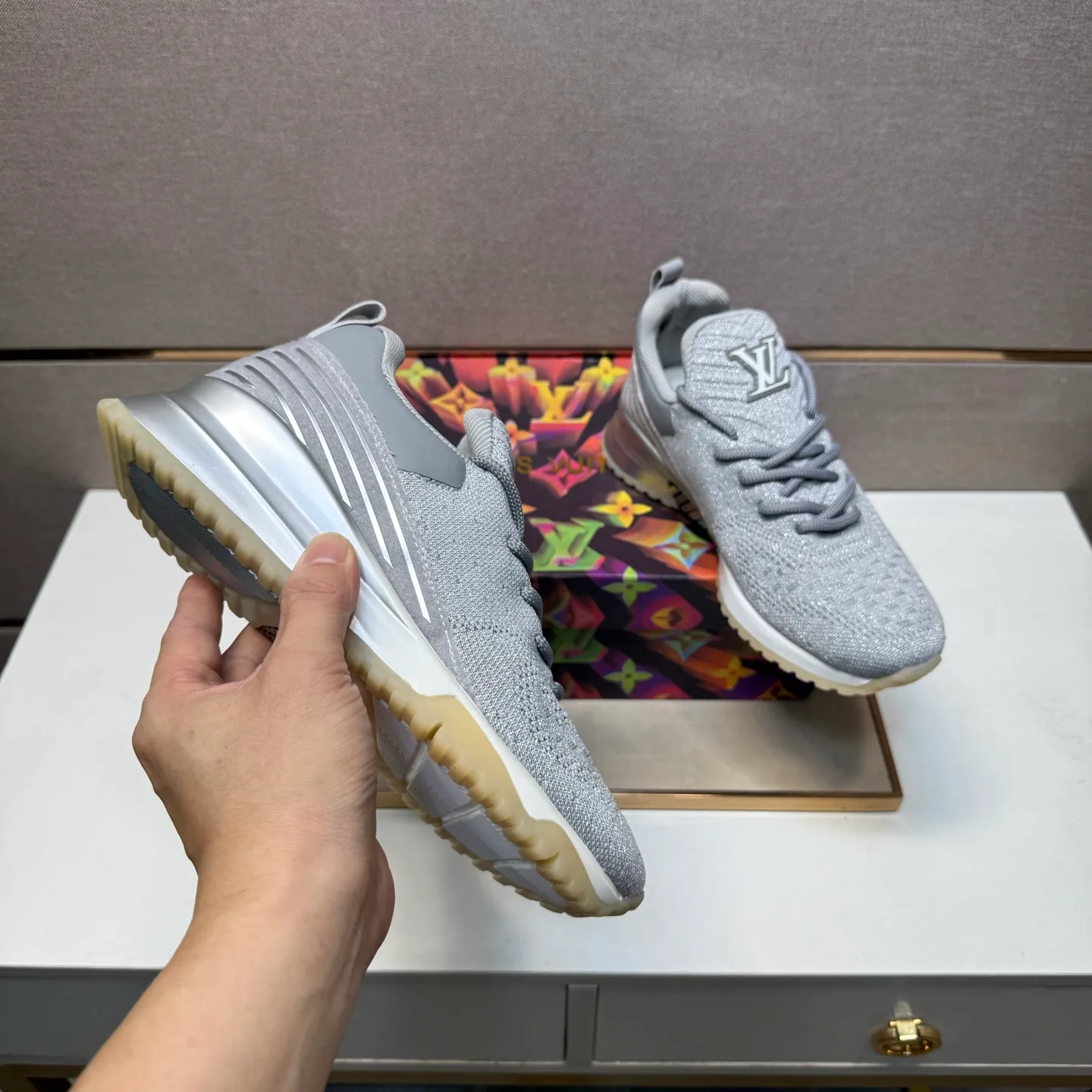 ⬛️Men's shoes 💰p480 [LV～] Men's casual shoes 2025z cabinet sales simultaneously 🔶Size: 38-44 #️⃣ 🔷4 colors🔜The upper is made of multi-material splicing➕Mesh lining, comfortable and breathable, sole: original comfortable and wear-resistant outsole, ⚠️real thing📱photographed🎬real thing is better📢📢📢